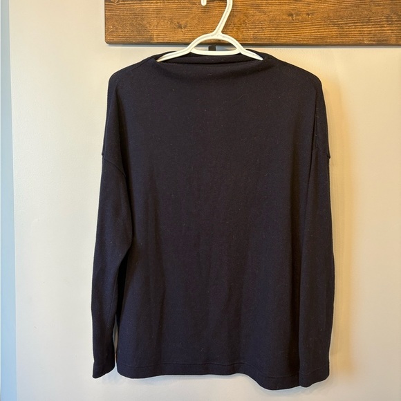 Uniqlo Navy Blue Cowl Neck Sweater size L - Picture 4 of 10